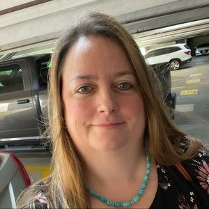 Meet your Posher, Cassie